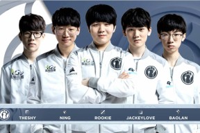 包含Rookie迎来三赛季出色发挥，C9观众热烈欢呼！的词条-开云官网